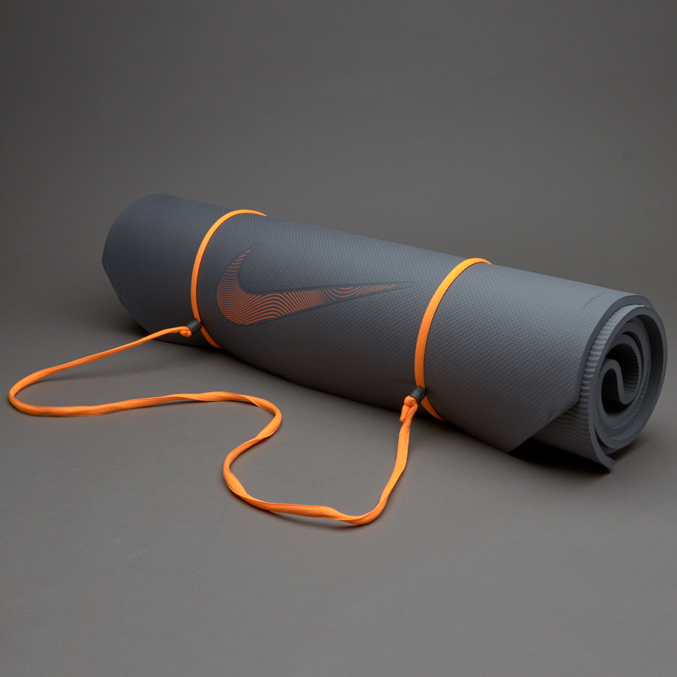 nike workout mat